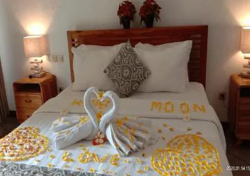 Garden view room with honeymoon decoration